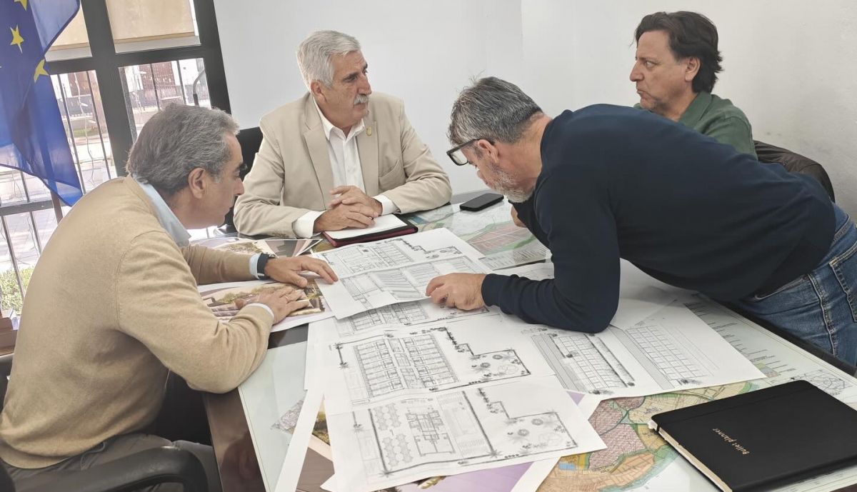 Un momento de la reunión en el Ayuntamiento.