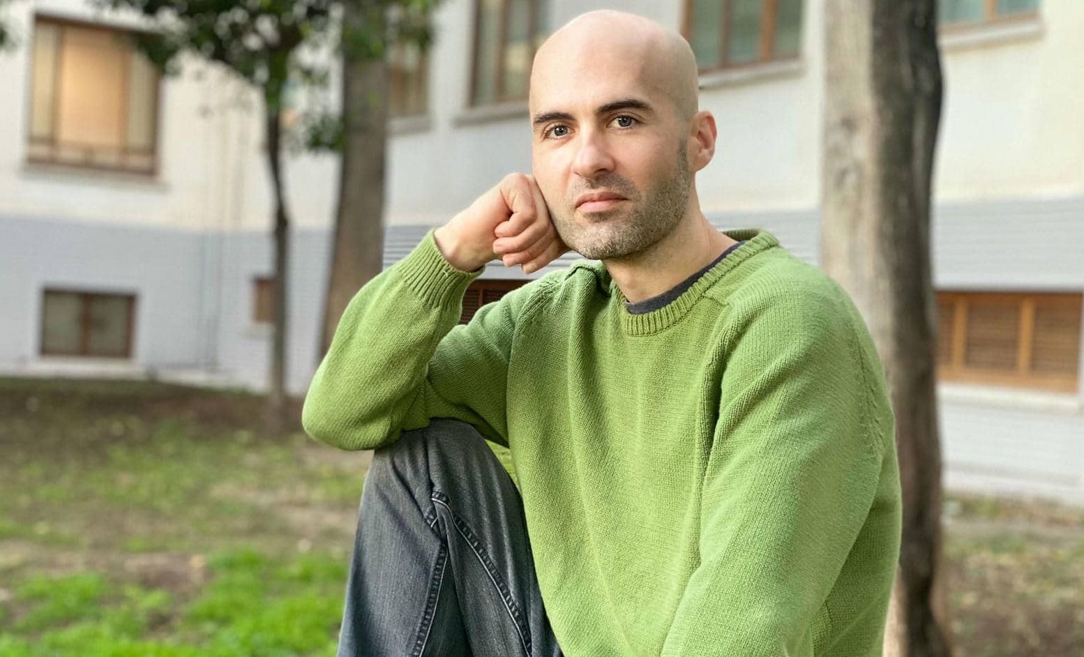 Daniel Morales, posando mientras pasa unos días en Málaga. Daniel Morales, posando mientras pasa unos días en Málaga.