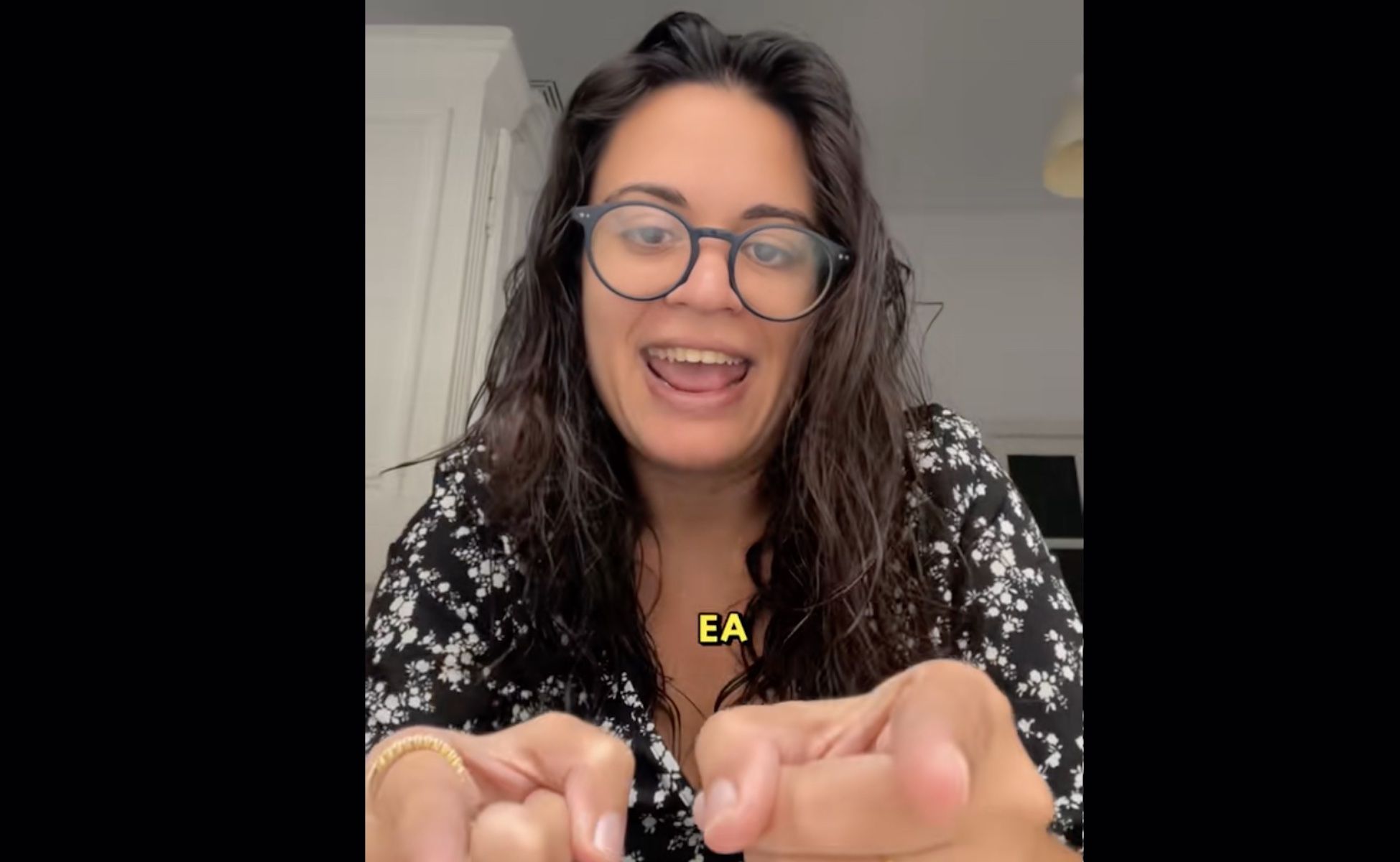 Carmen Amores, en su video viral de la expresión andaluza 'ea'.