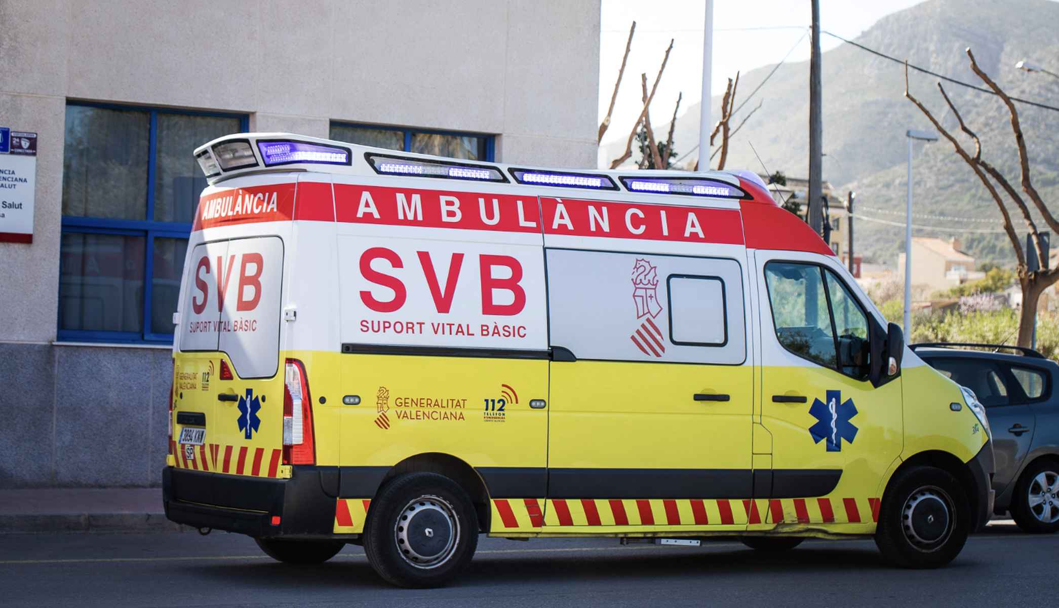 Una ambulancia de la Comunidad Valenciana del Soporte Vital Básico. Una ambulancia de la Comunidad Valenciana del Soporte Vital Básico.
