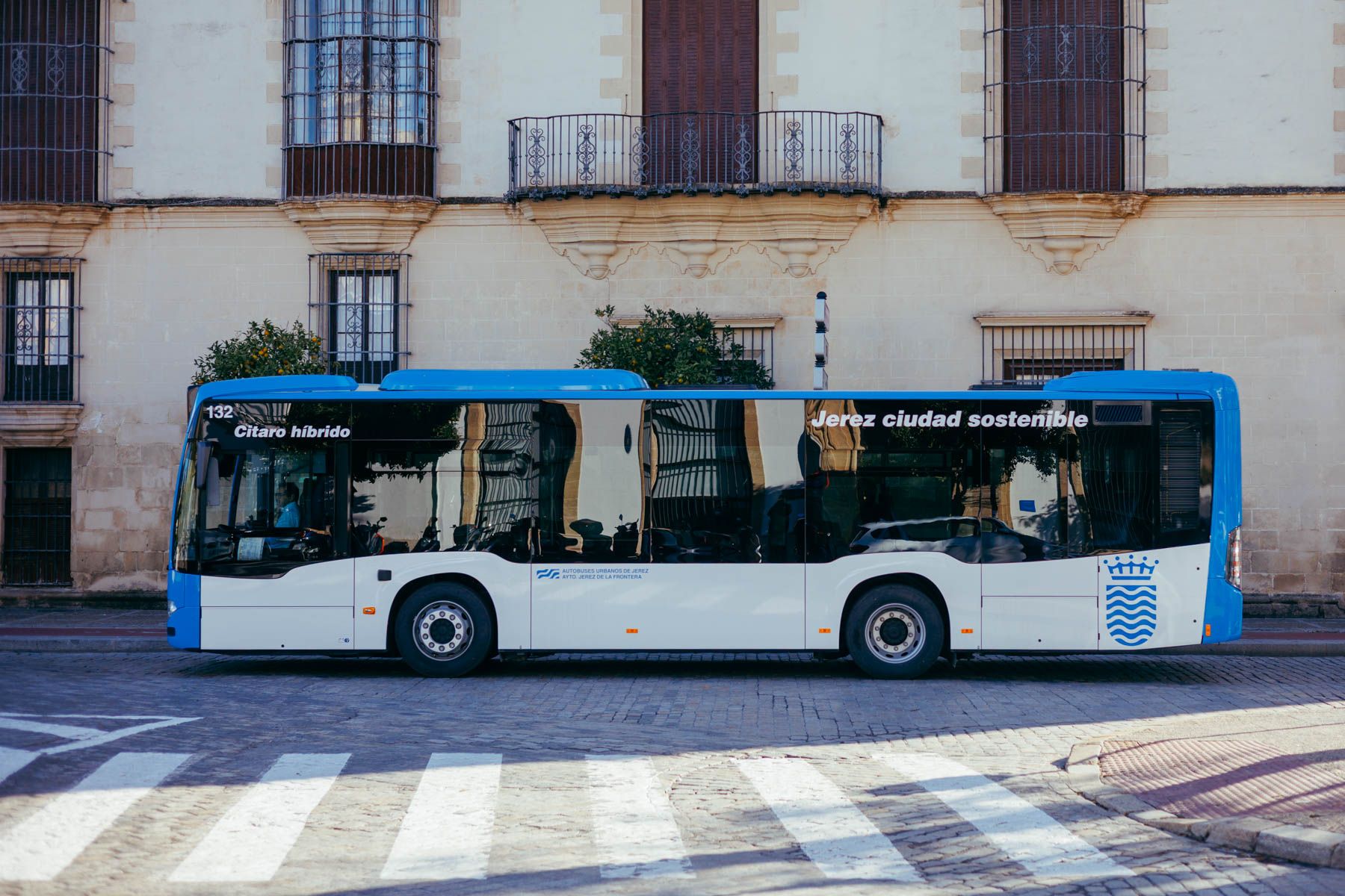 Los nuevos autobuses urbanos de Jerez. Los nuevos autobuses urbanos de Jerez.