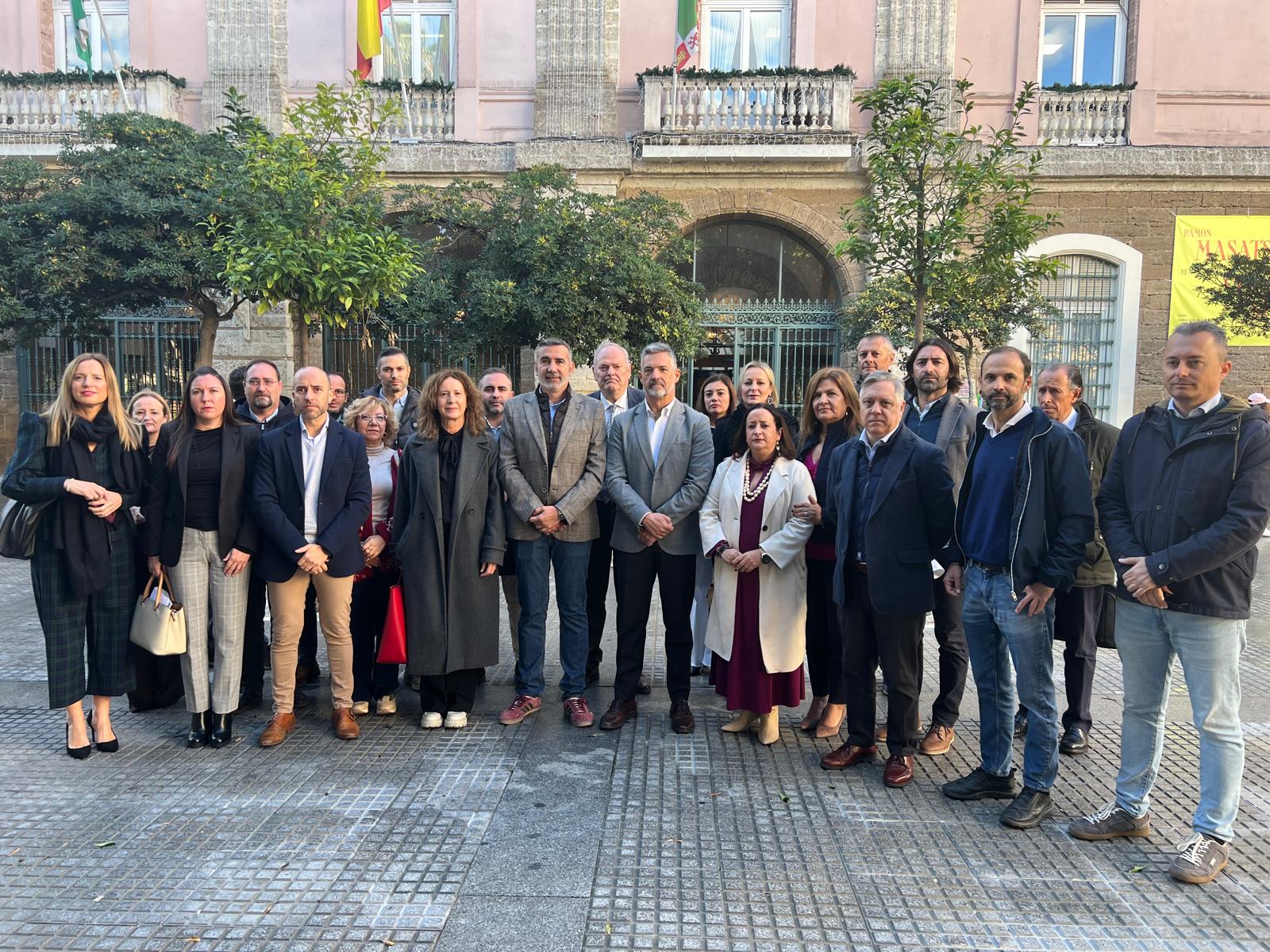 Concentración de los representantes socialistas.