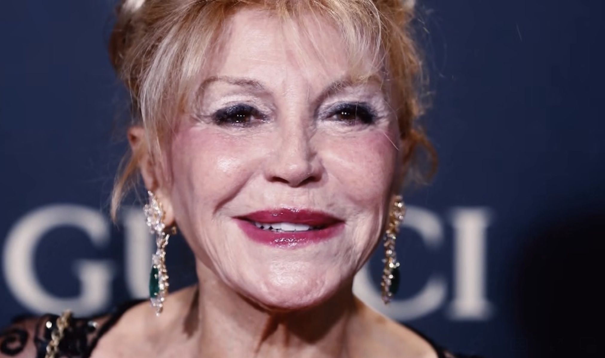 Carmen Cervera desmiente que haya dejado de ser baronesa.