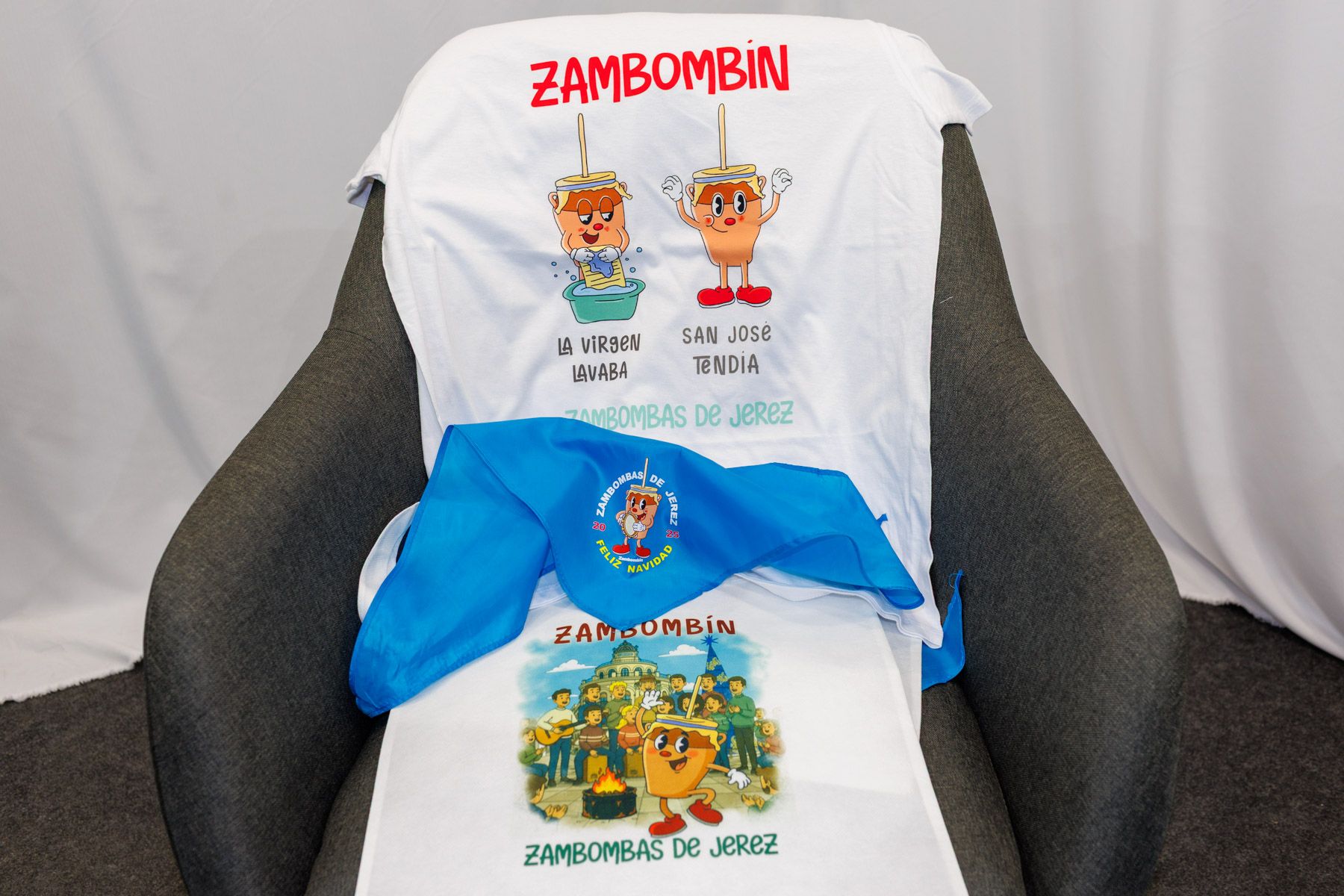 Zambombín, en distintos formatos...