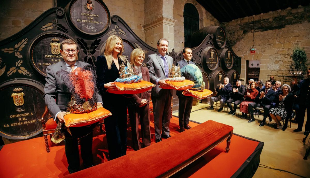 ENTREGA DE CORONA REYES MAGOS 2025 22