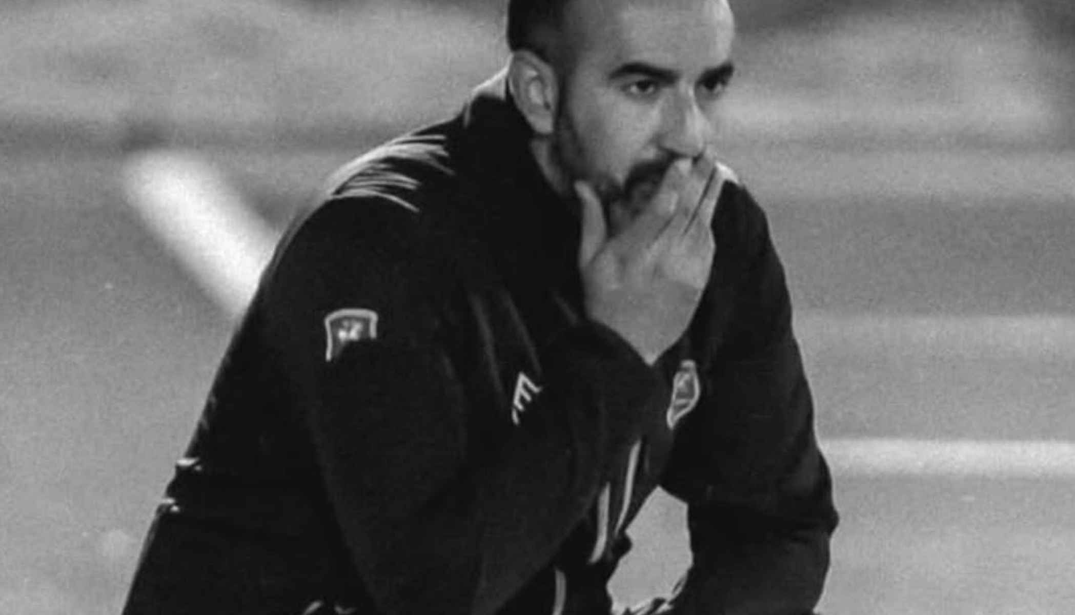 Iñaki Cabaleiro, entrenador español que ha fallecido a los 36 años de edad. Iñaki Cabaleiro, entrenador español que ha fallecido a los 36 años de edad.