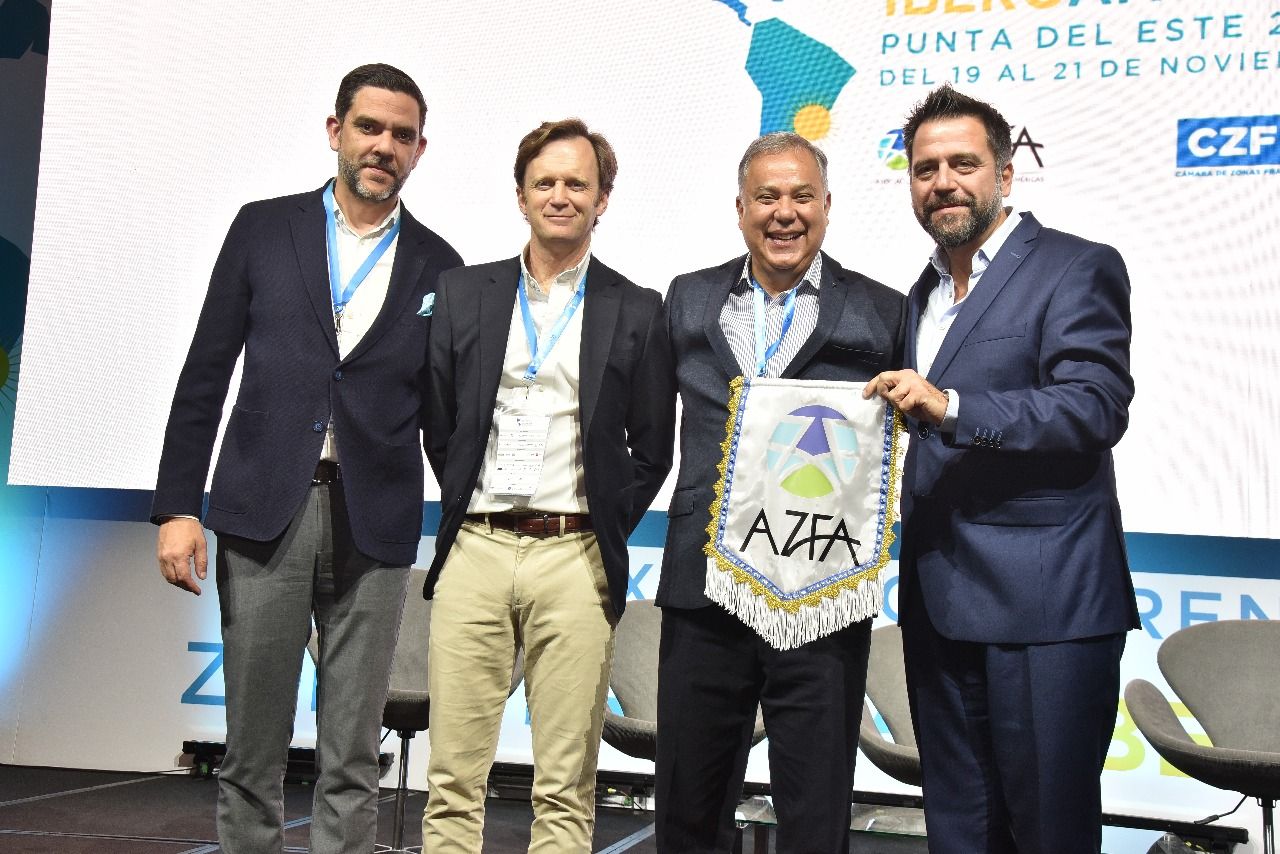 El delegado del Estado en Zona Franca, Fran González, tras conocerse que Cádiz será sede de la Conferencia de Zonas Francas Iberoamericanas. El delegado del Estado en Zona Franca, Fran González, tras conocerse que Cádiz será sede de la Conferencia de Zonas Francas Iberoamericanas.