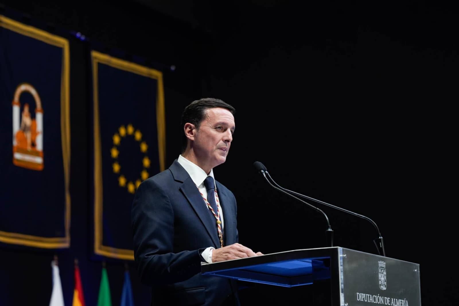 El presidente de la Diputación de Almería, Javier Aureliano García, en uno de sus últimos actos públicos.