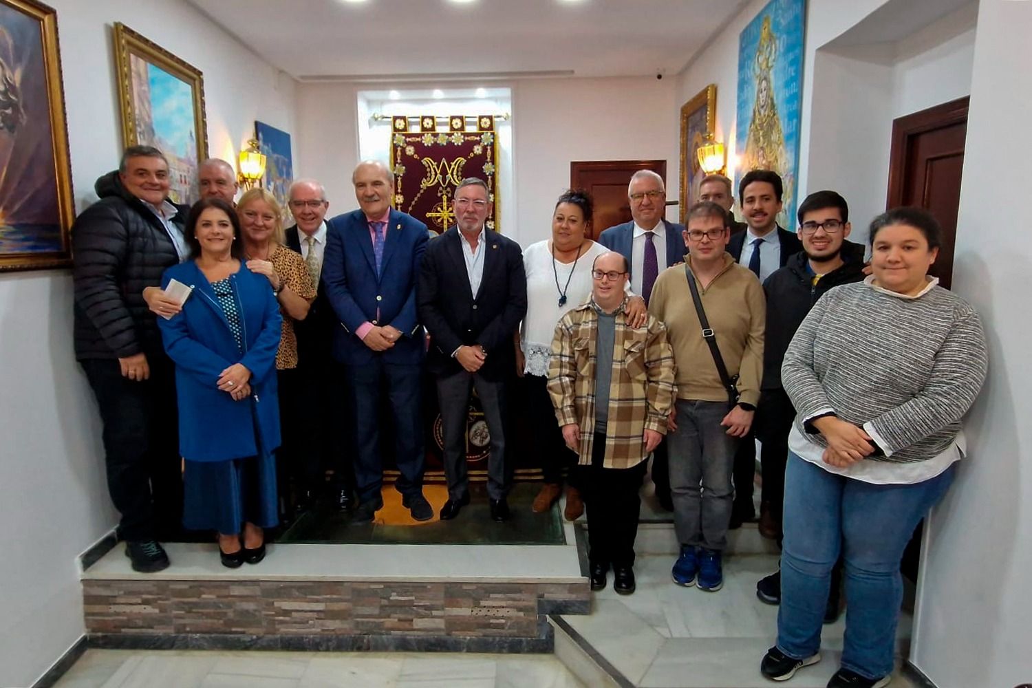 Acto de entrega de las ayudas por parte dle presidente del Consejo. Acto de entrega de las ayudas por parte dle presidente del Consejo.