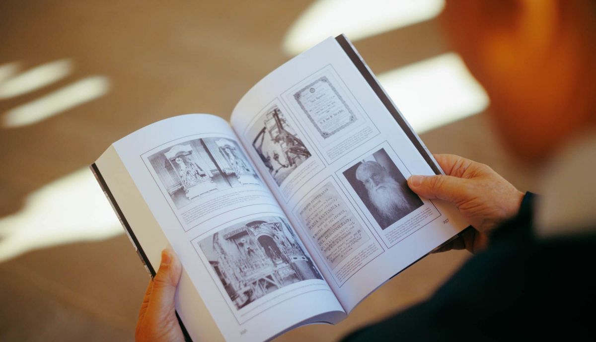 CRISTOBAL ROMERO LIBRO SEMANA SANTA 8