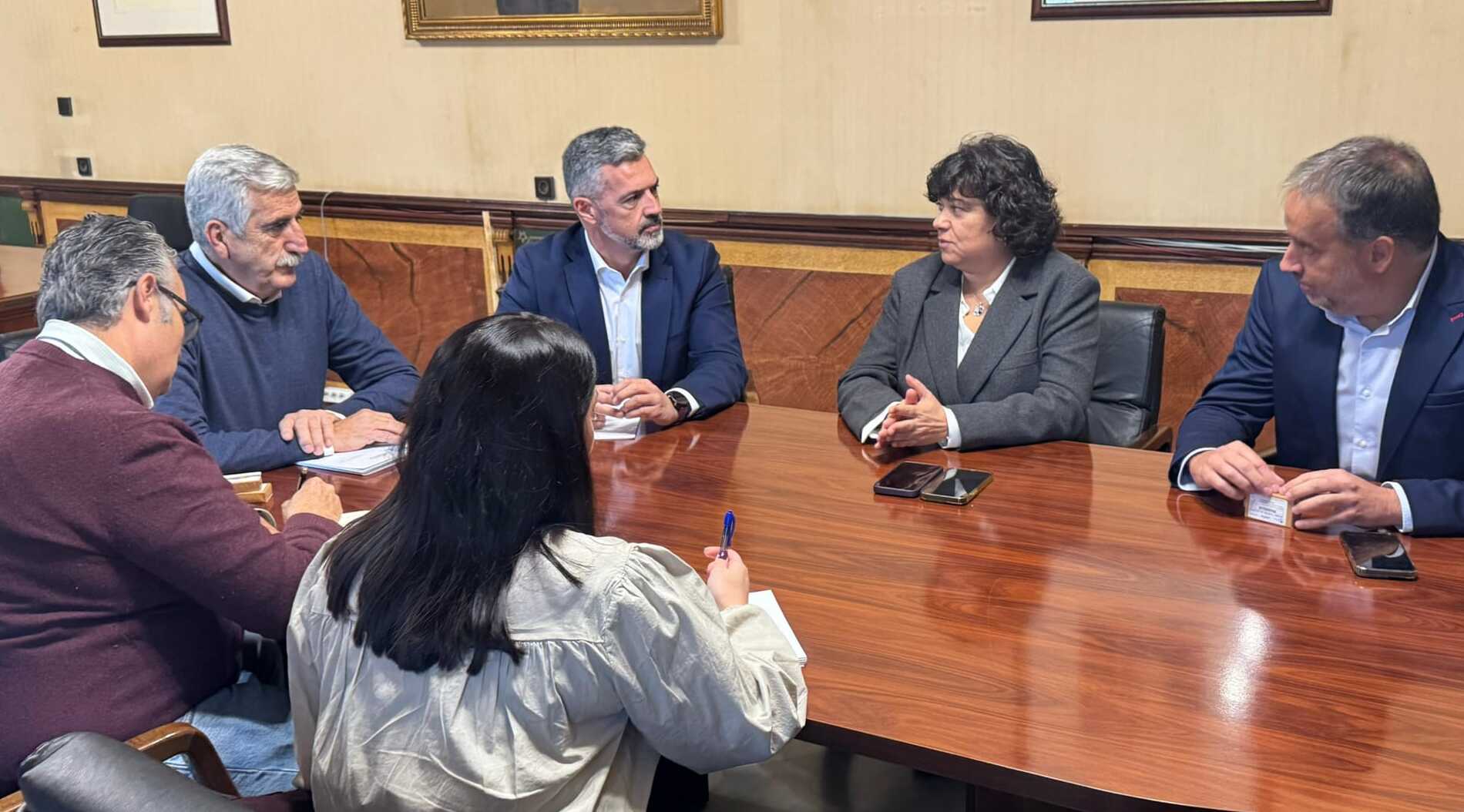 Reunión de los alcaldes en el Palacio Municipal de Sanlúcar.