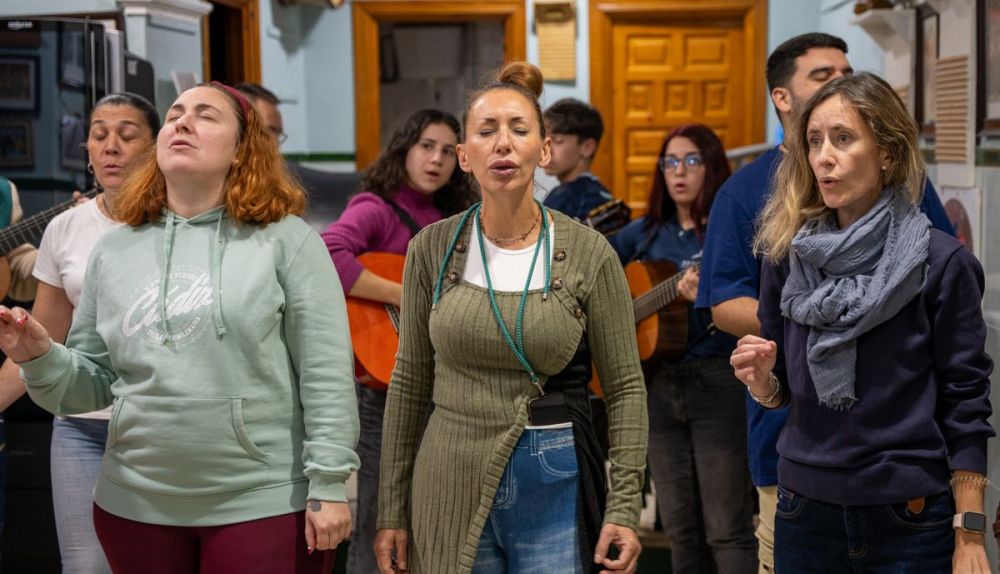 Comparsa salvada por wassap   Cádiz 11