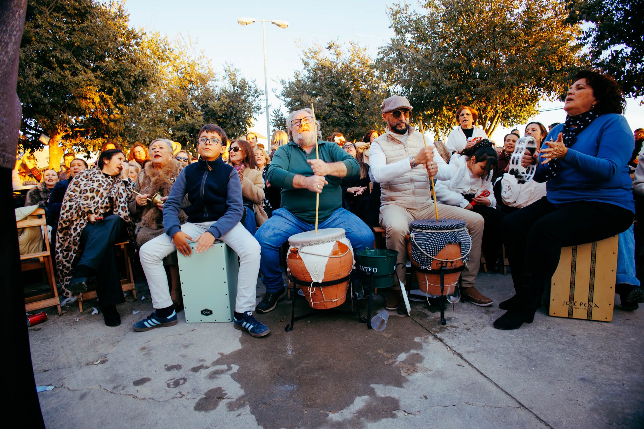Zambomba de la hermandad del Cristo de la Expiración 