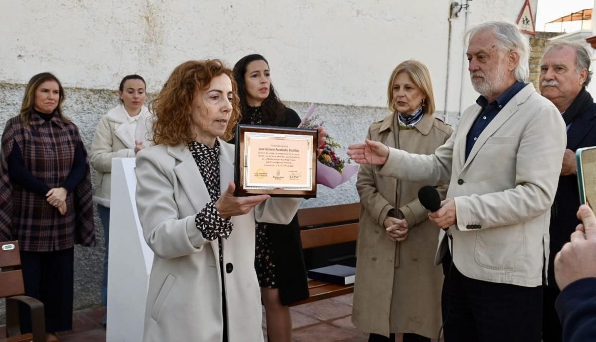 Un momento del homenaje a José Antonio Fernández.