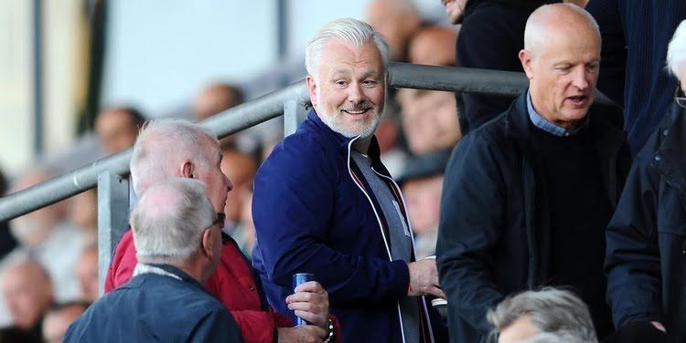 Mark Campbell, en una visita al estadio del Taranto.