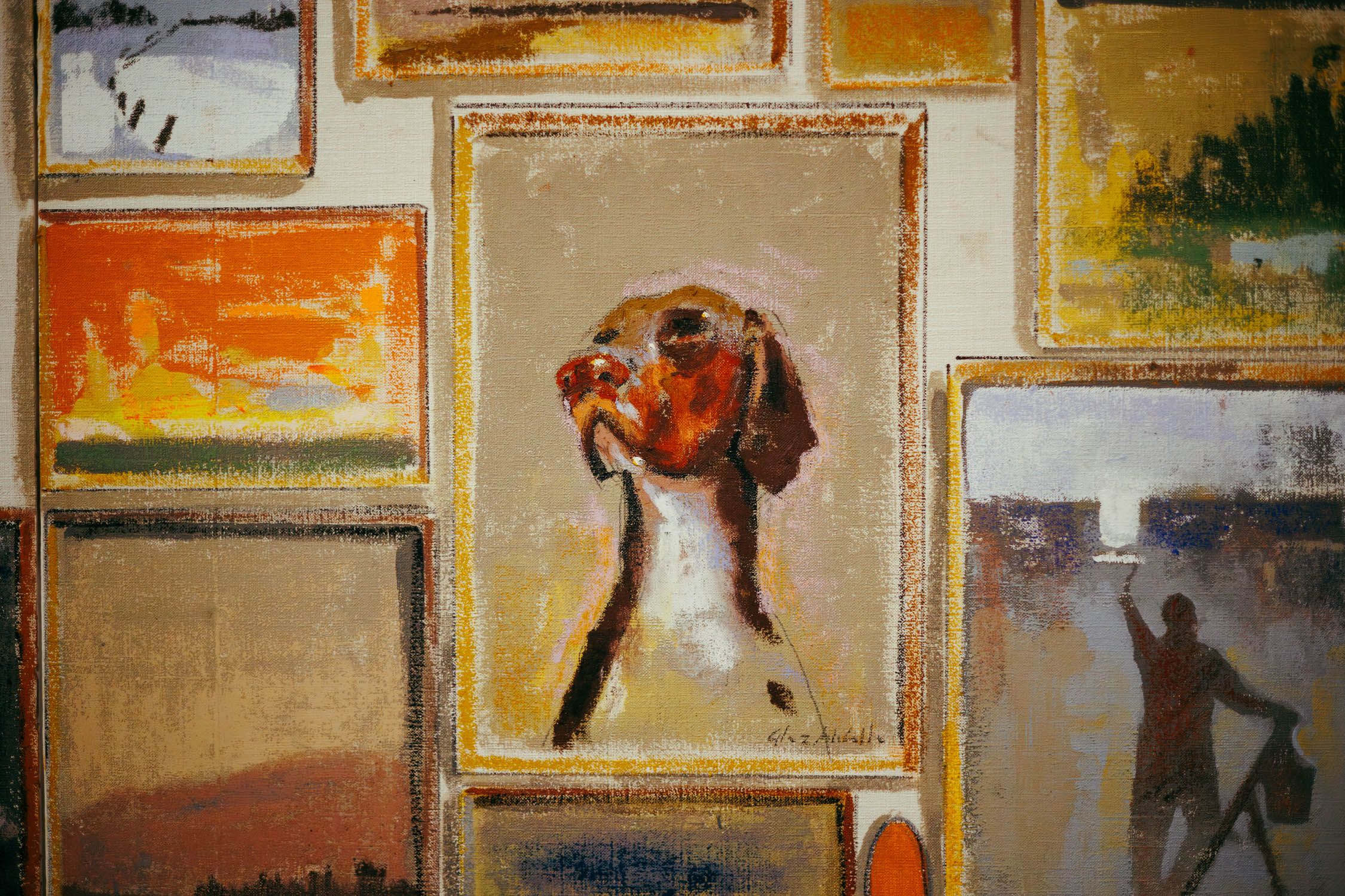 Detalle de la pared secreta que alberga como 300 cuadros que no lo son...