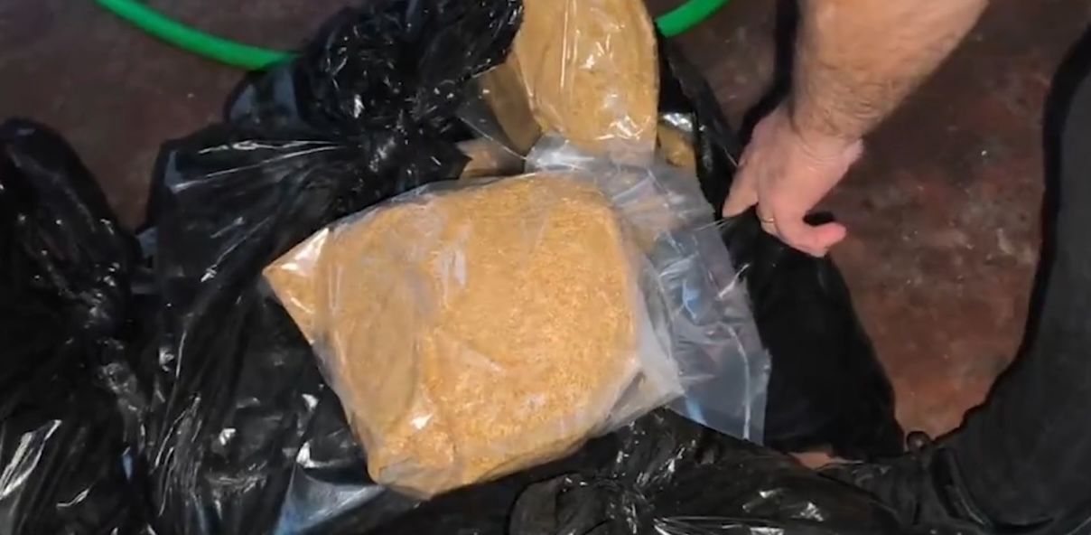 Picadura de tabaco encontrada en las instalaciones de la organización criminal en Sevilla. Picadura de tabaco encontrada en las instalaciones de la organización criminal en Sevilla.