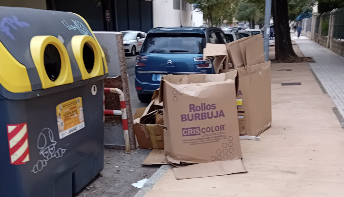 Estado de los contenedores este lunes por la mañana.