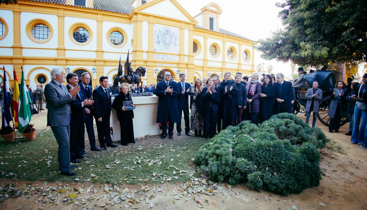 ESCULTURA ALVARO DOMECQ REAL ESCUELA ANDALUZA DEL ARTE ECUESTRE 27