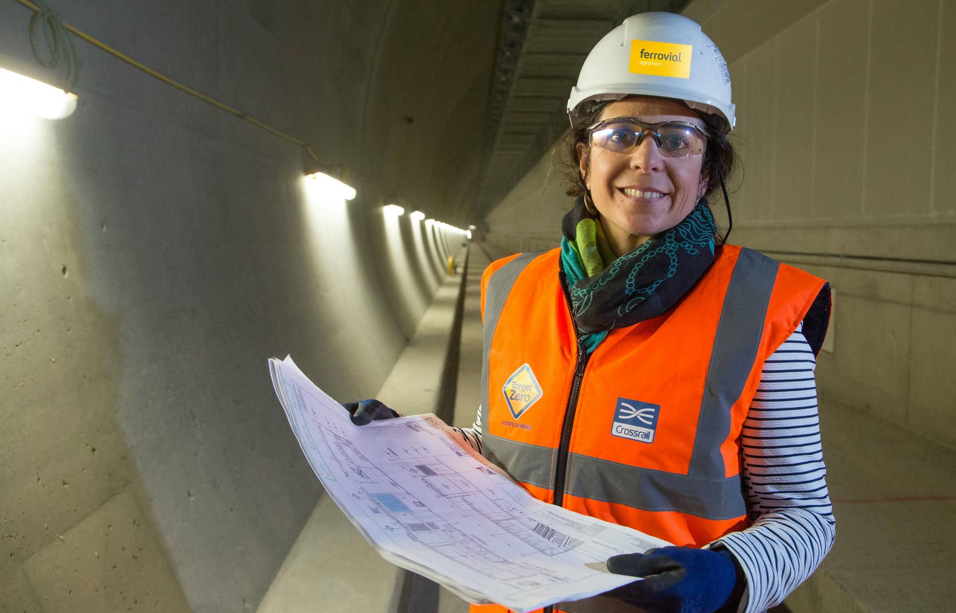 Sofia Guerrero, posando mientras realiza uno de sus proyectos.