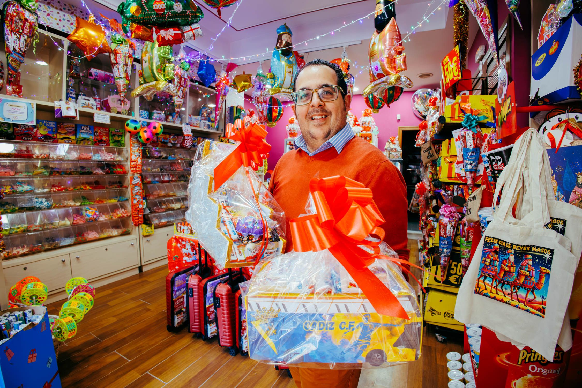 Juan José Conejero, kiosquero de Las Campanas en El Puerto.