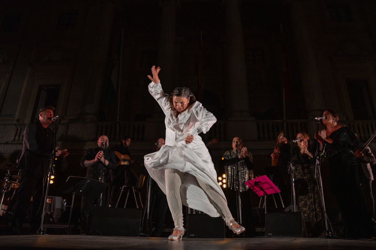 María Moreno, en su segunda actuación con el grupo Puro Cádiz.