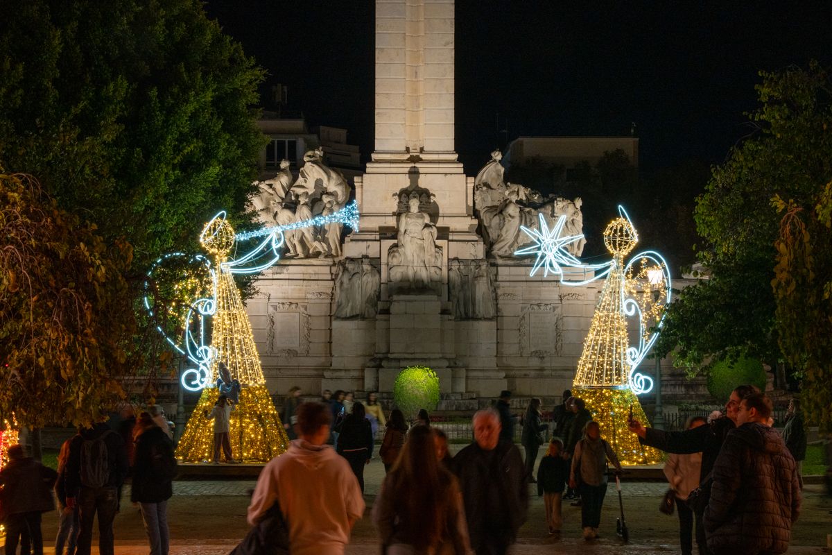 El alumbrado de Navidad en la plaza de España.