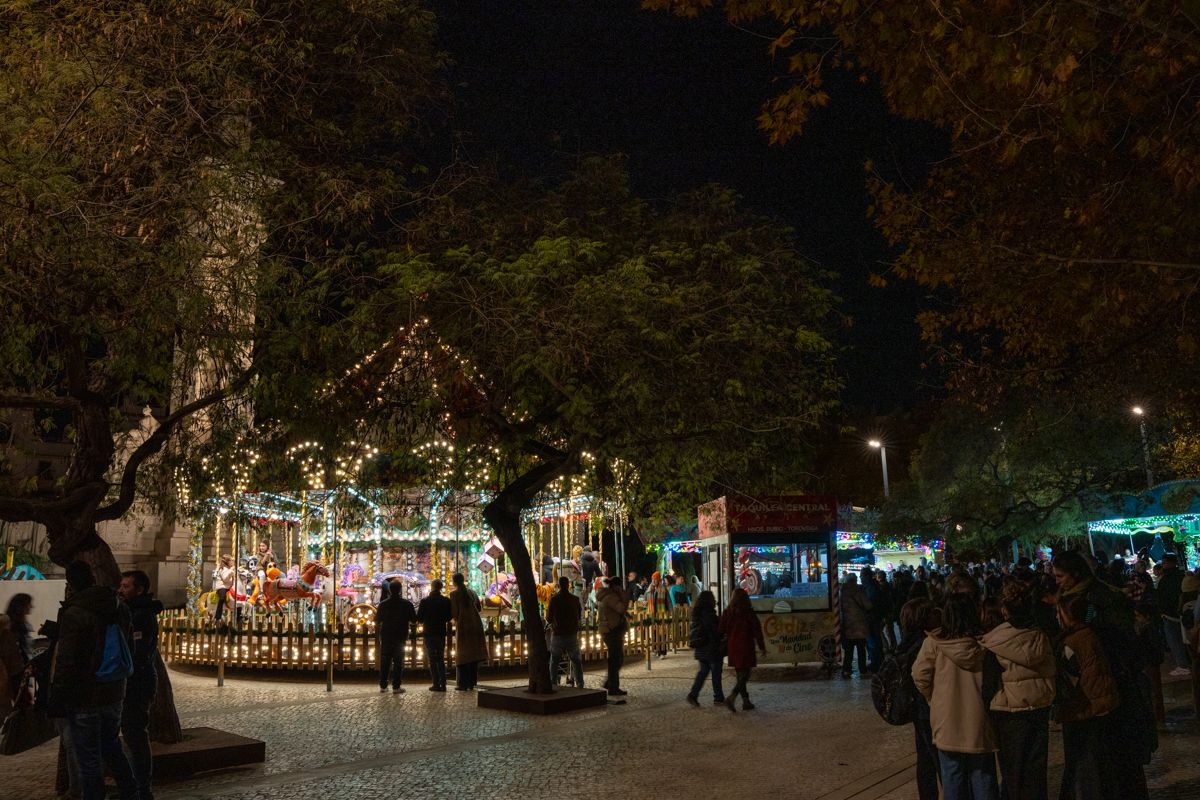 El alumbrado de Navidad en la plaza de España.