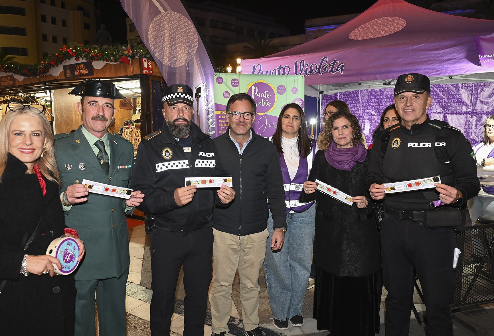 Punto Violeta en la plaza del Arenal en Jerez.