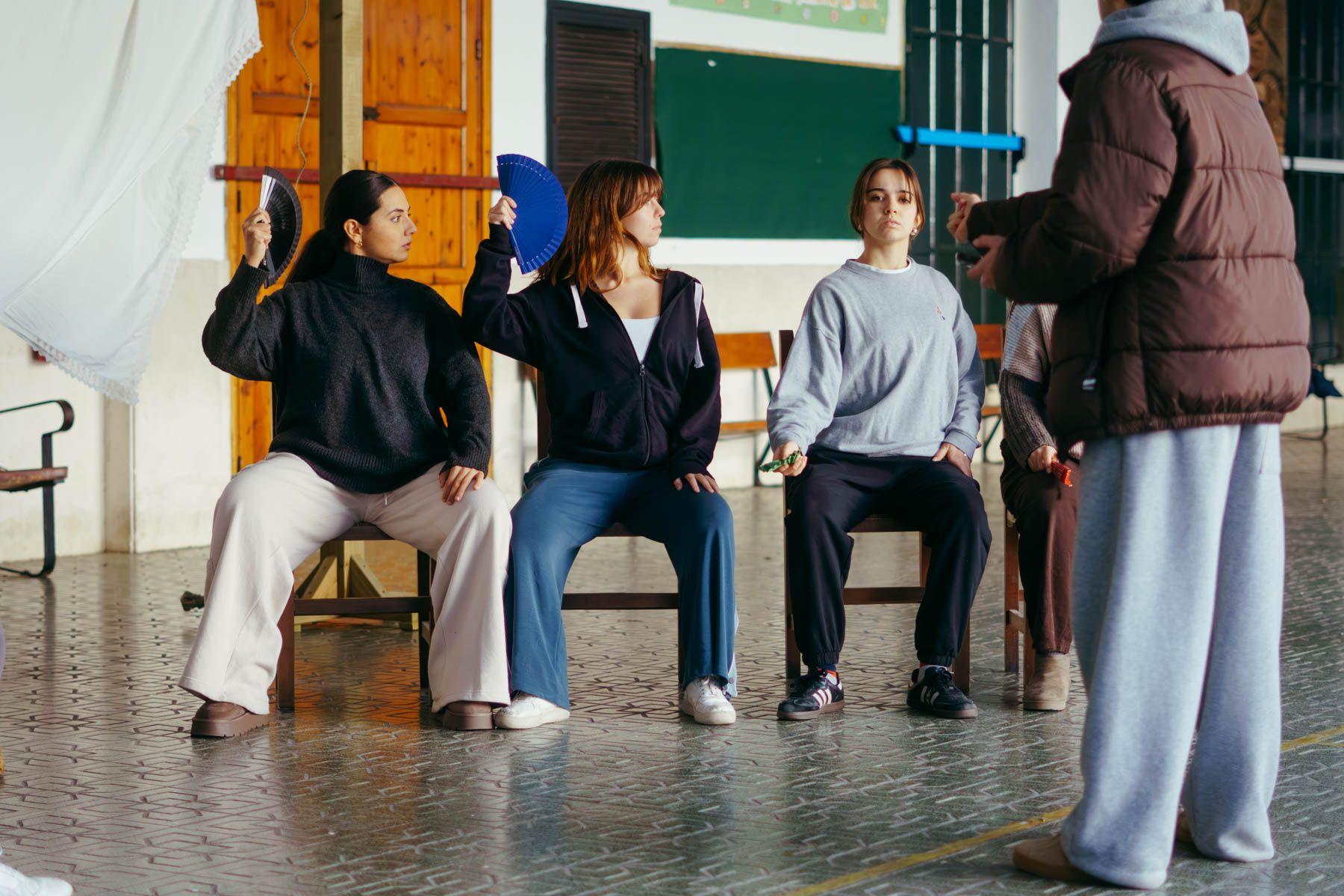 Los actores de Entre Candela y Compás ensayan el espectáculo de Navidad.