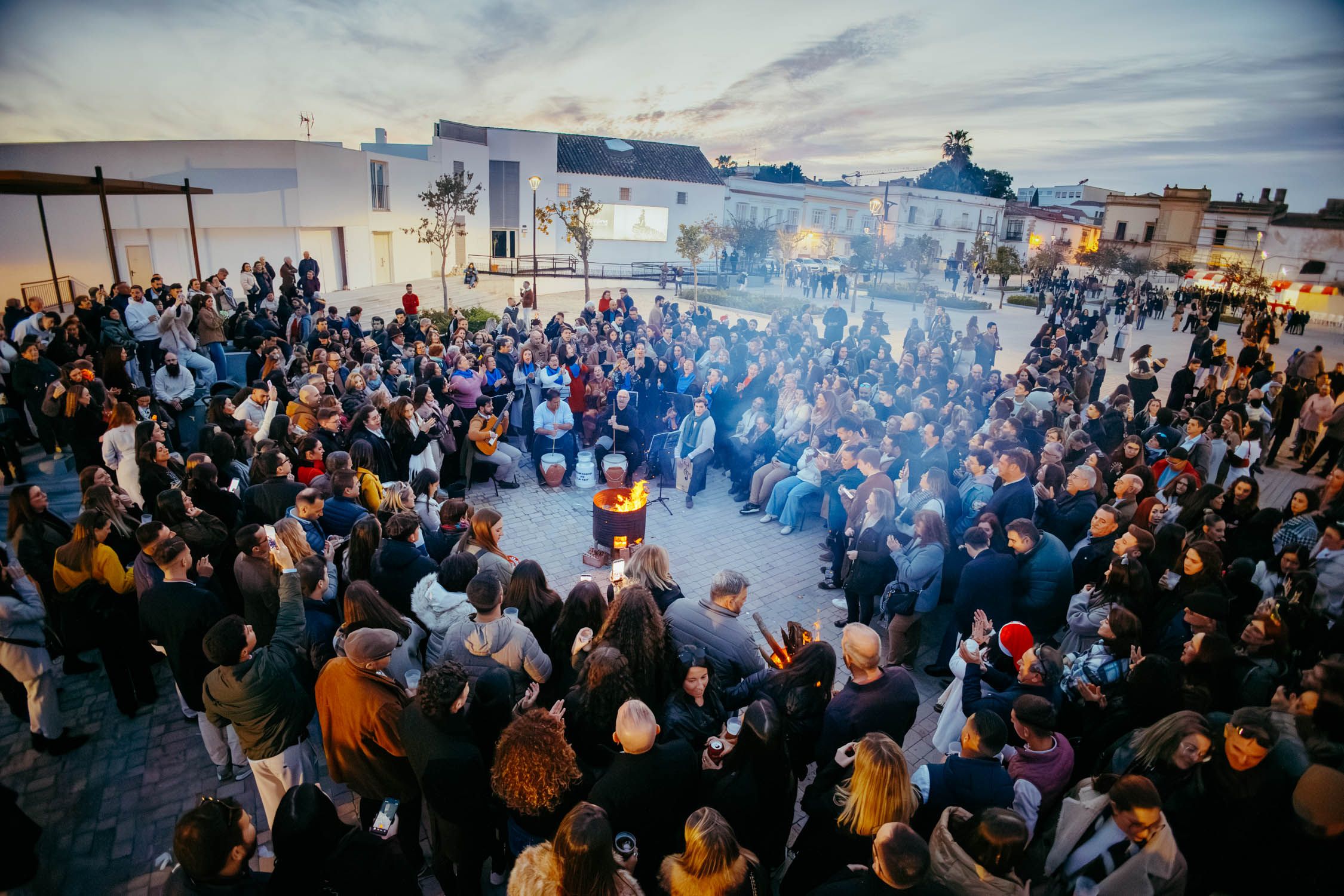 Zambomba celebrada en la plaza Belén de Jerez este fin de semana pasado.