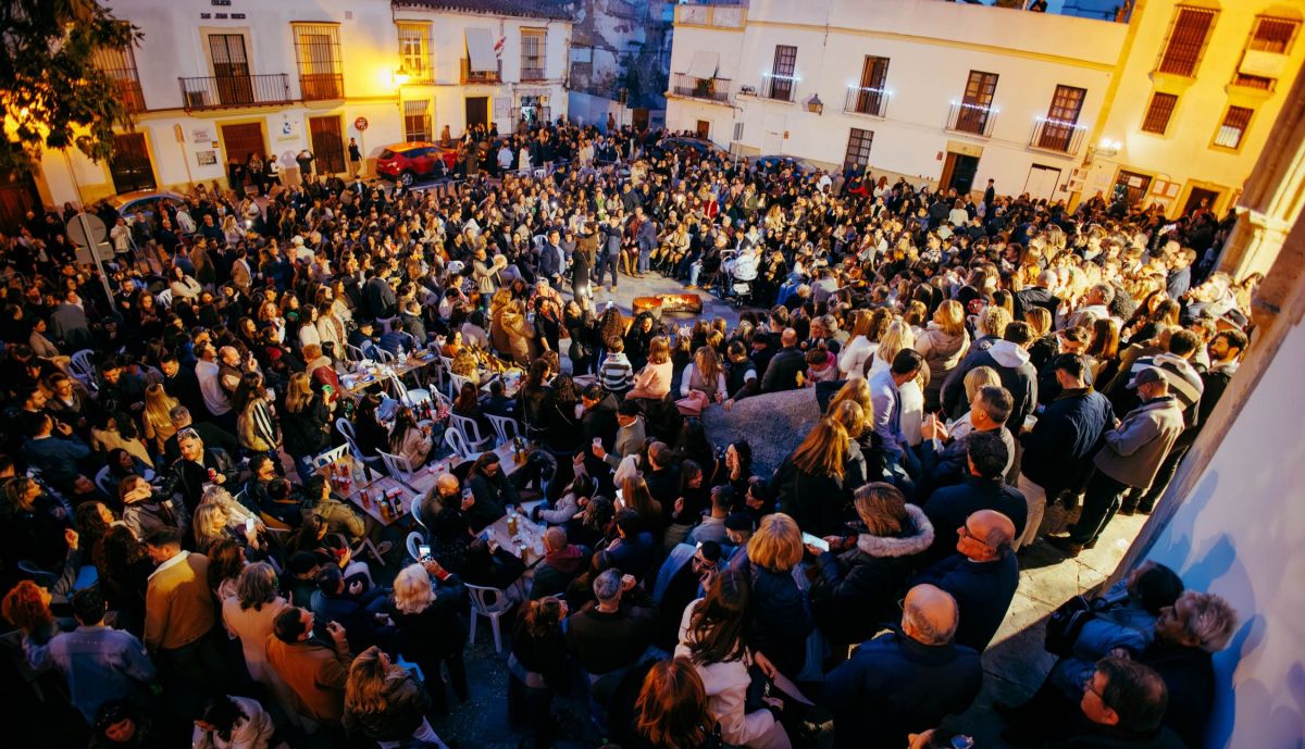 La Zambomba de la Hermandad de las Tres Caídas
