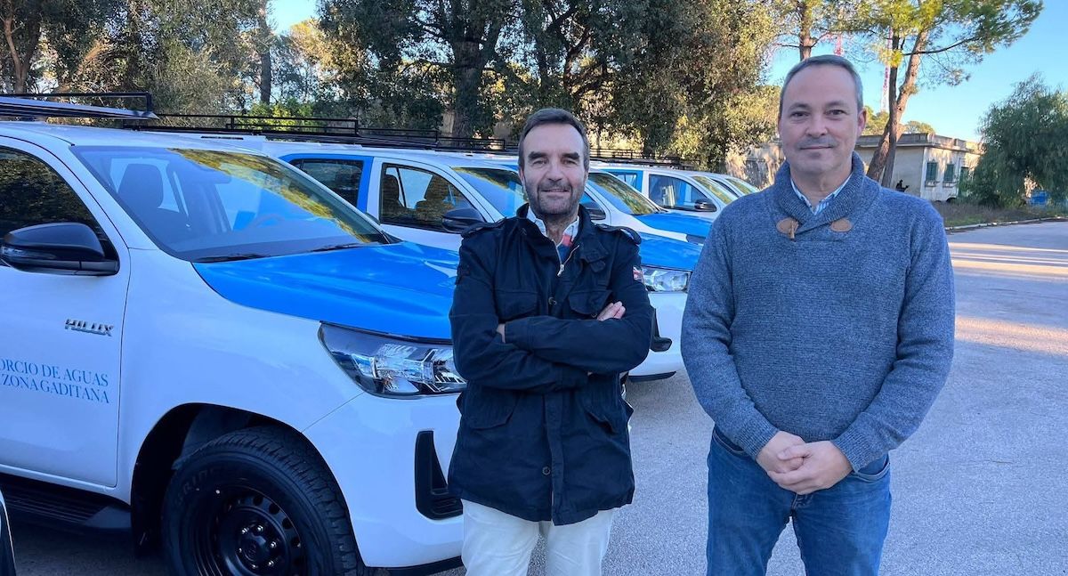 El presidente del CAZG, Andrés Díaz​​​​​​​, con Millán Alegre, teniente de alcalde de El Puerto.