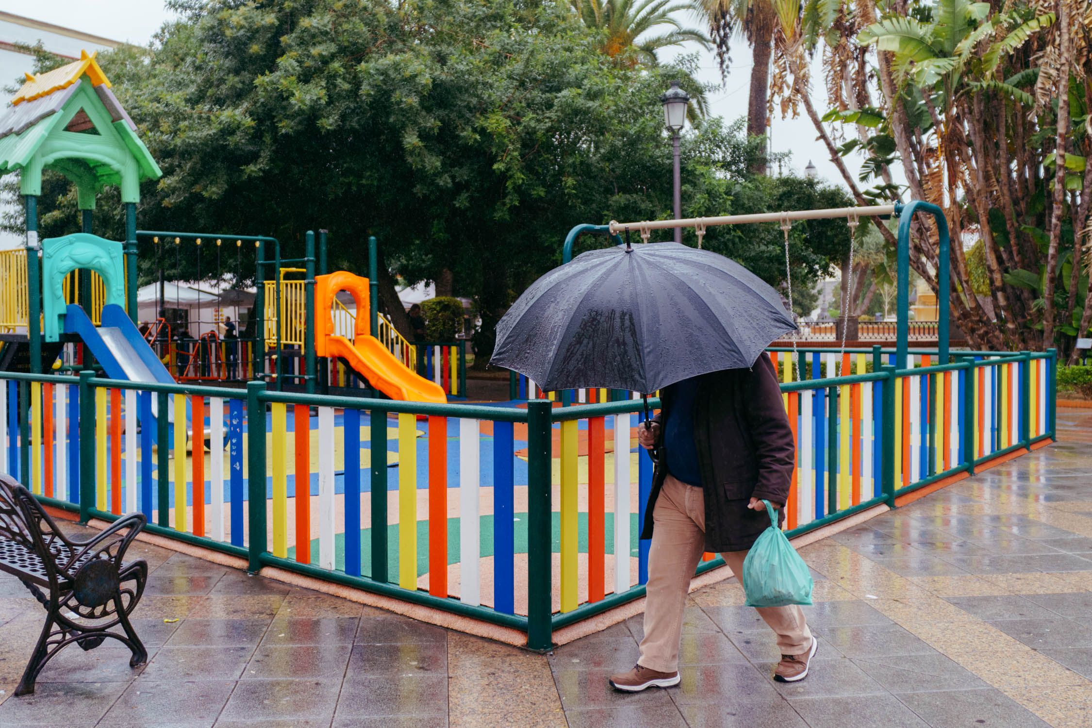 Lluvia en el centro de Jerez, en una imagen reciente. Lluvia en el centro de Jerez, en una imagen reciente.