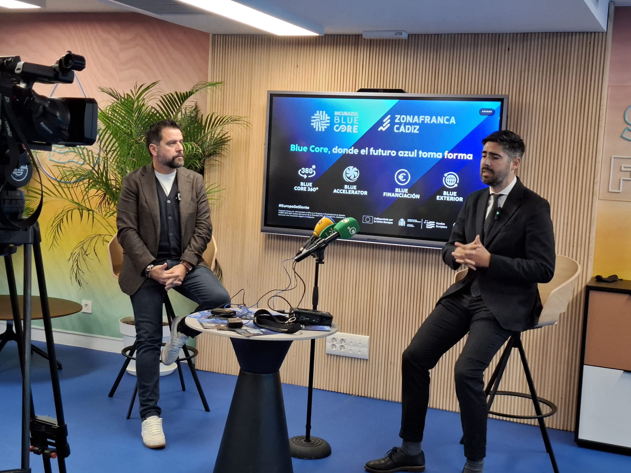 Presentación en la Zona Franca de Blue Core 360º. Presentación en la Zona Franca de Blue Core 360º.