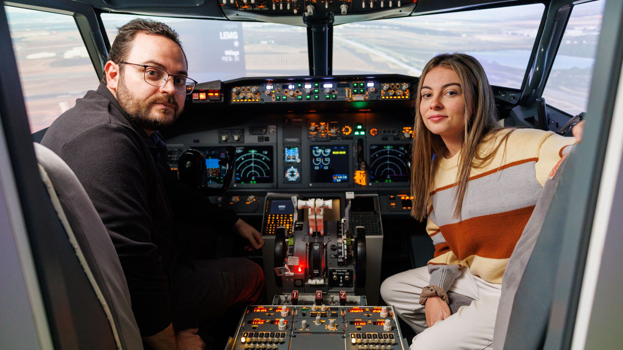 Gracias a la empresa jerezana es posible vivir la experiencia de pilotar un avión. Gracias a la empresa jerezana es posible vivir la experiencia de pilotar un avión.