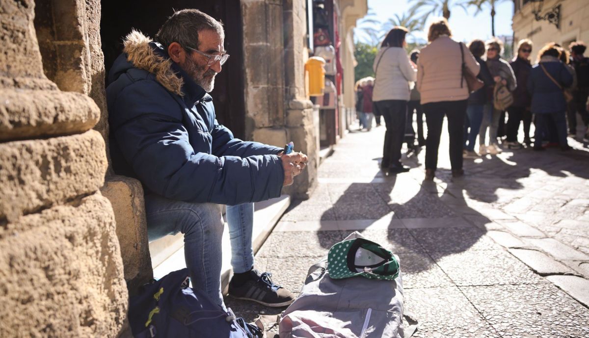 Jose persona sin hogar jerez puerta real 13