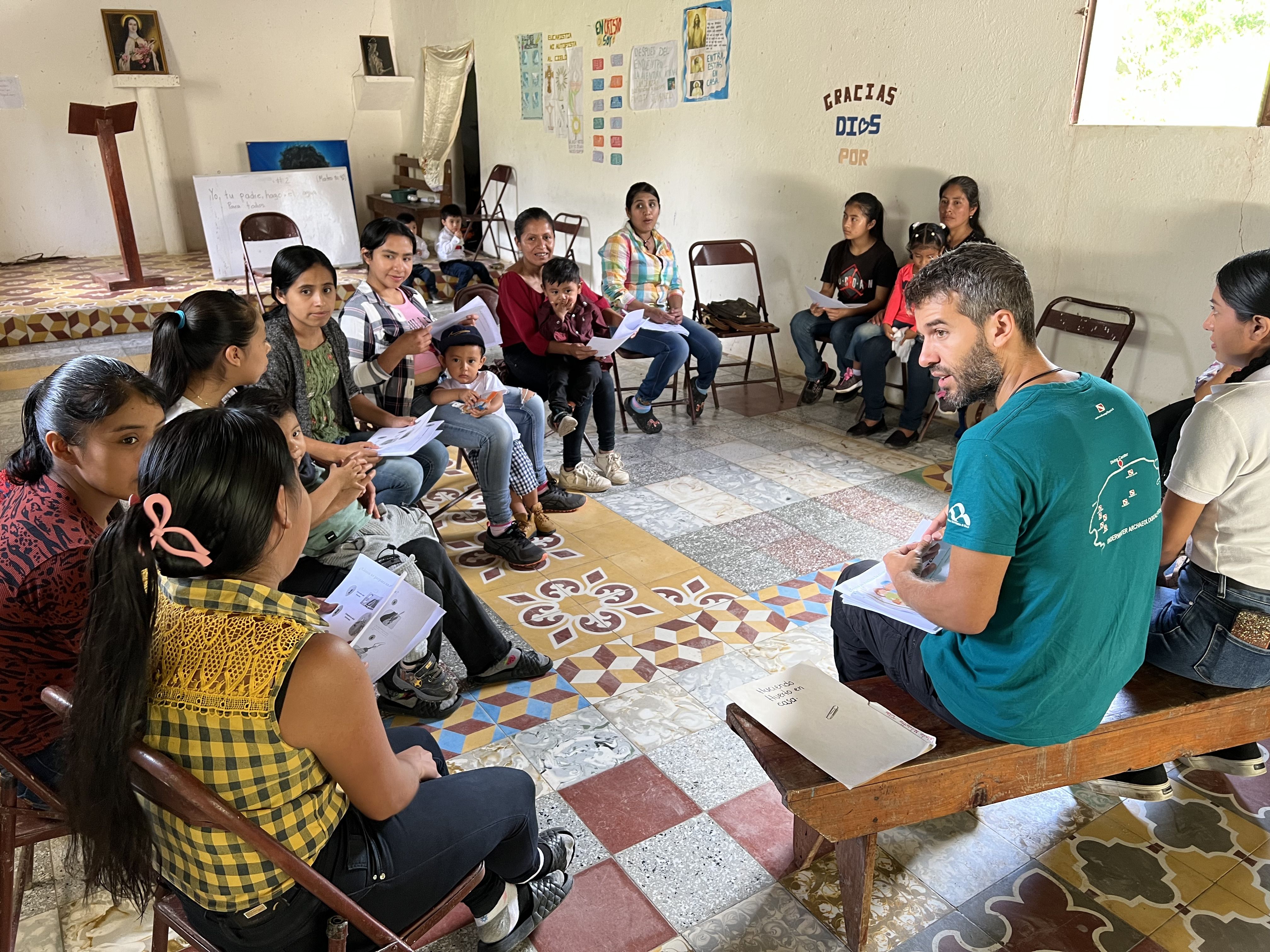 Pedro Falçao durante su voluntariado en Guatemala.