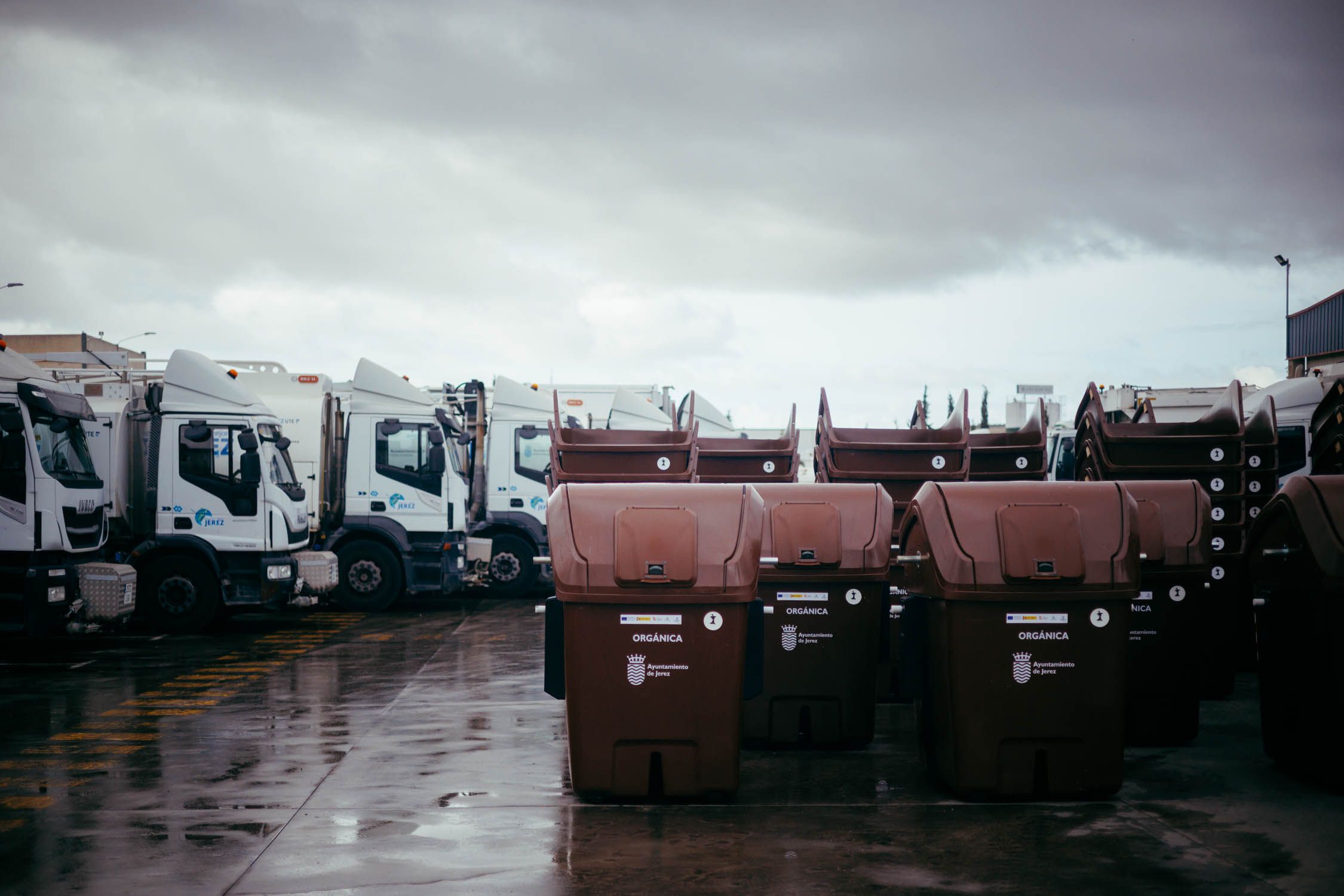 El quinto contenedor de basura orgánica, el día de su presentación.