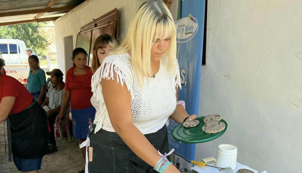 Lucía en una de las actividades del voluntariado en Guatemala.