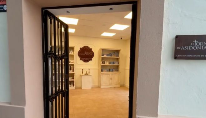 Interior del centro desde su acceso en calle Porvera. 