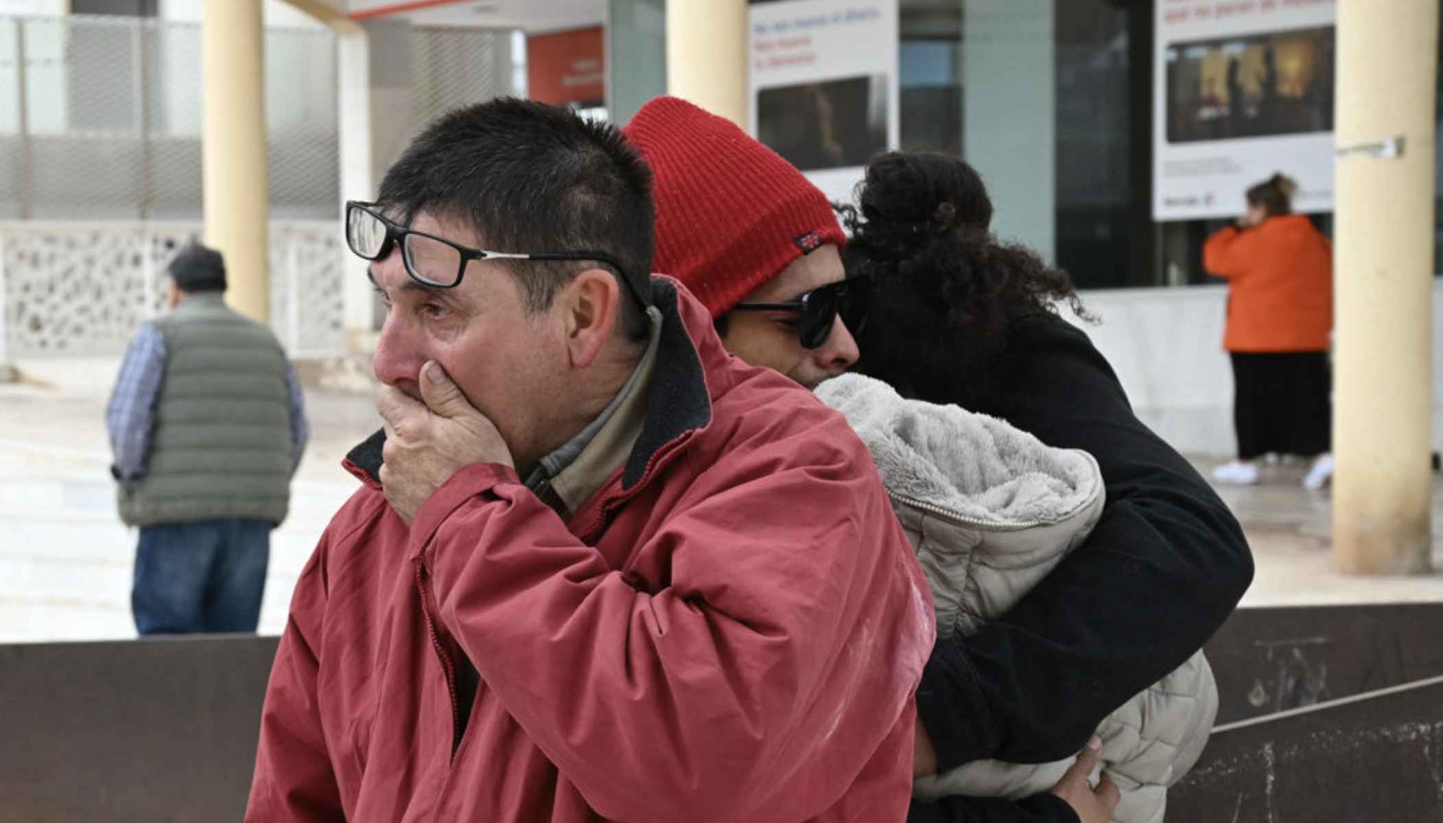 El abuelo de Luca, desolado tras la muerte del pequeño.