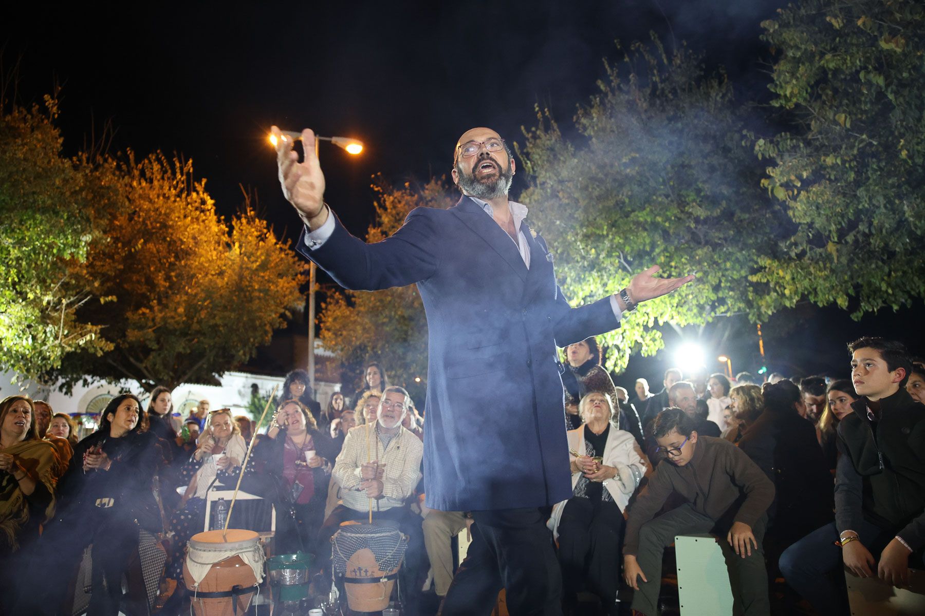No cabe ni un alfiler en el centro de Jerez con las Zambombas 