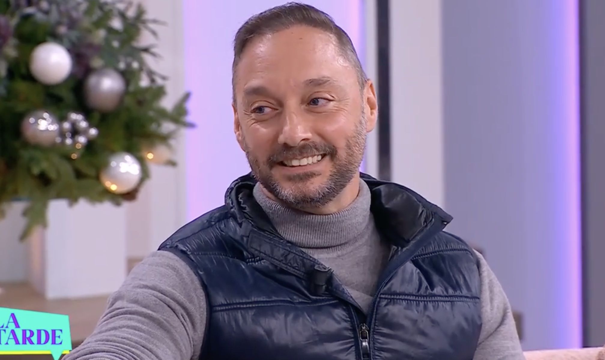 Gino, el jerezano que arrasa con su decoración navideña en Toledo, en Telemadrid. Gino, el jerezano que arrasa con su decoración navideña en Toledo, en Telemadrid.