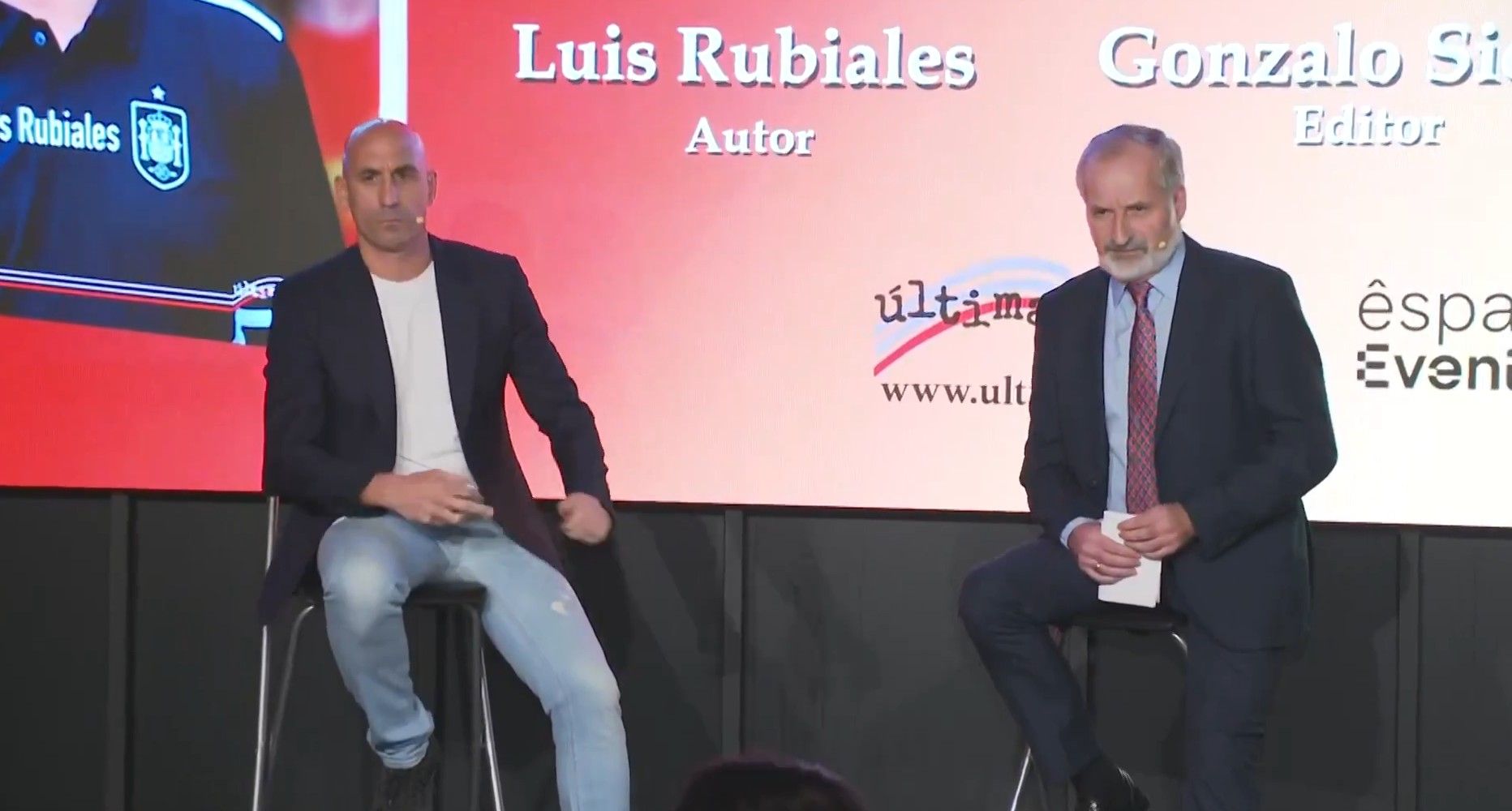 Luis Rubiales, el día que fue atacado en la presentación de su libro en Madrid. Luis Rubiales, el día que fue atacado en la presentación de su libro en Madrid.