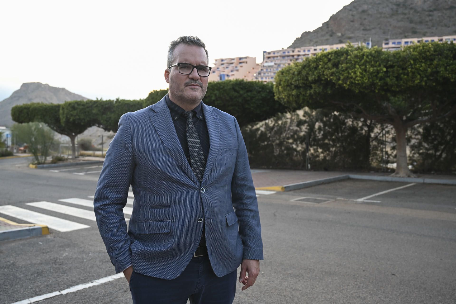 El abogado de la acusación particular. El abogado de la acusación particular.