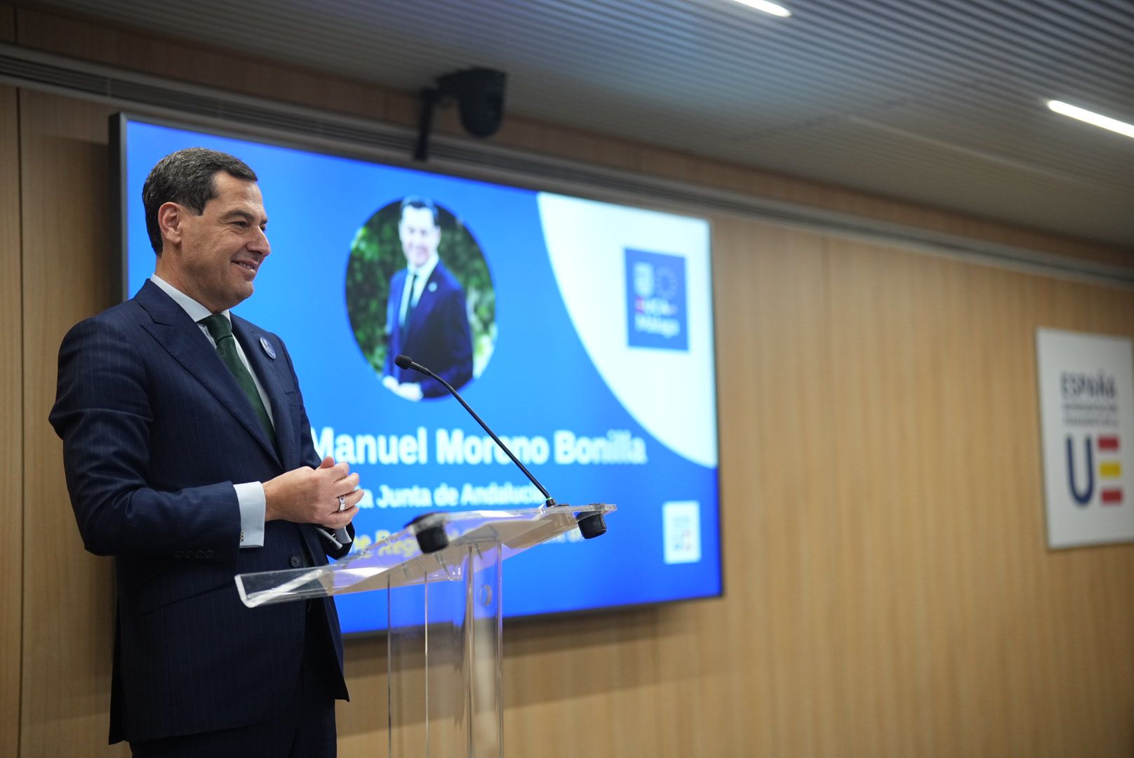 El presidente de la Junta de Andalucía en la presentación de a candidatura malagueña a ser sede del nuevo organismo europeo. El presidente de la Junta de Andalucía en la presentación de a candidatura malagueña a ser sede del nuevo organismo europeo.