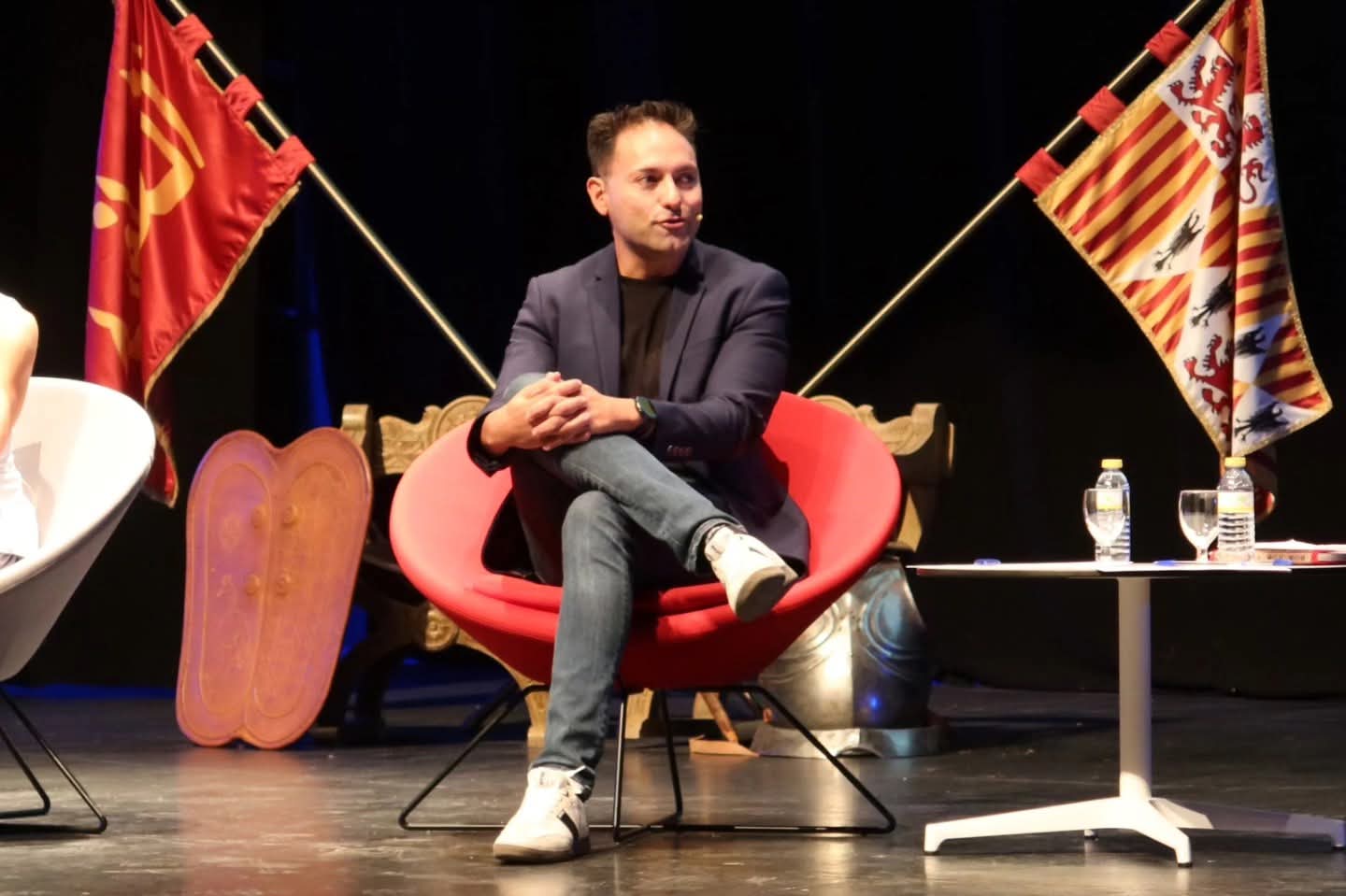 Miguel Ángel Martínez Pozo durante el Encuentro Andaluz de Moros y Cristianos. Ayuntamiendo de Vera Miguel Ángel Martínez Pozo durante el Encuentro Andaluz de Moros y Cristianos. Ayuntamiendo de Vera