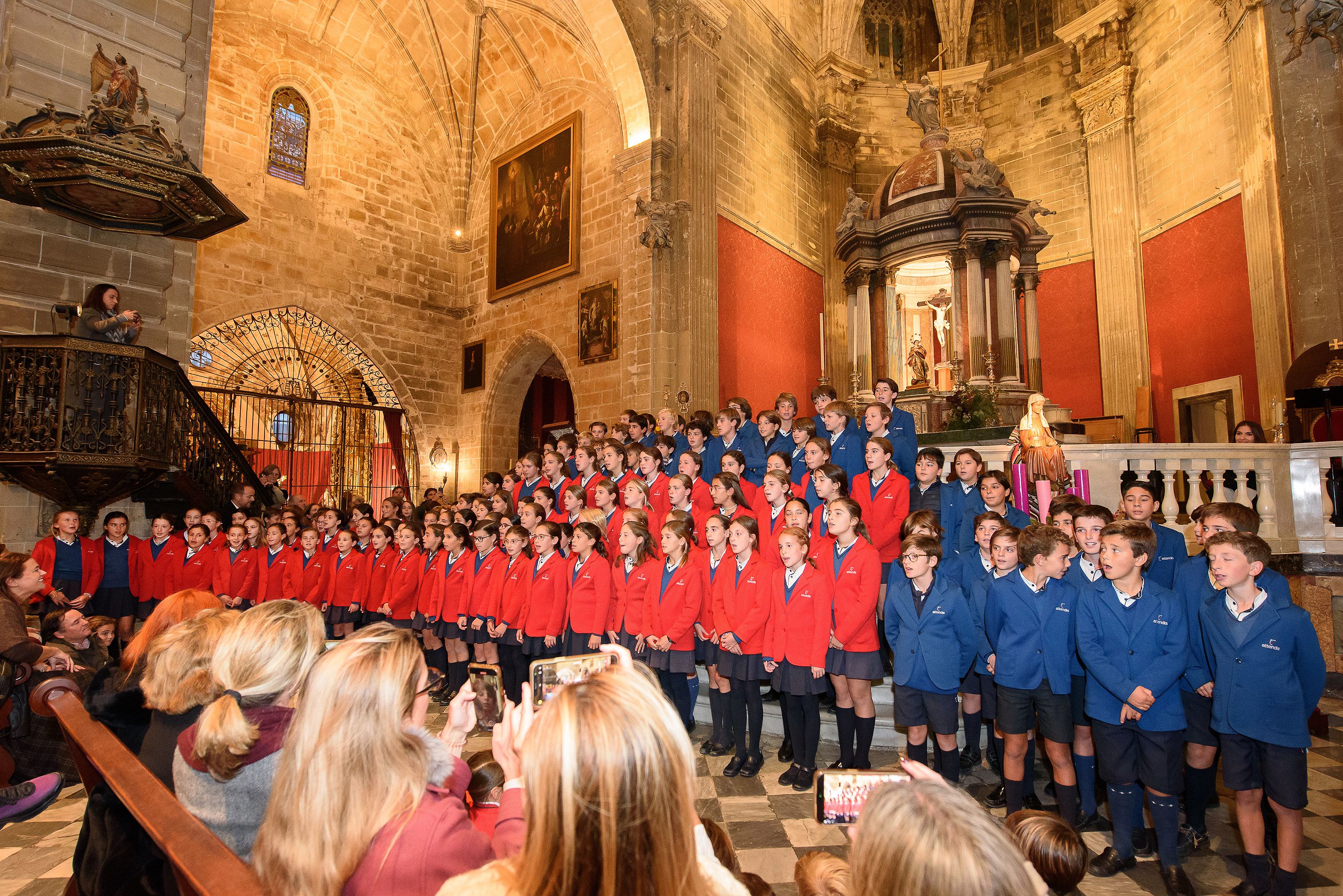Concierto de villancicos del colegio Grazalema-Guadalete de El Puerto. Concierto de villancicos del colegio Grazalema-Guadalete de El Puerto.
