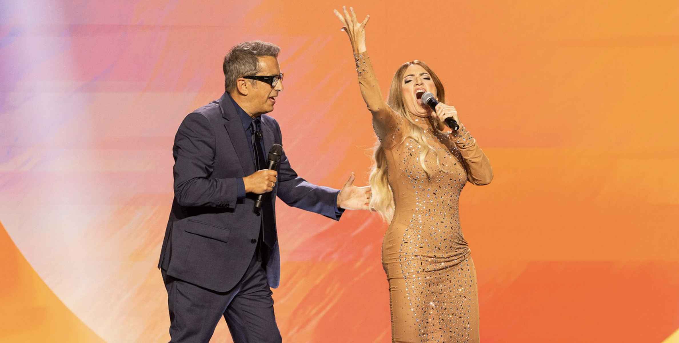 Andreu Buenafuente y Silvia Abril, en una actuación televisiva. Andreu Buenafuente y Silvia Abril, en una actuación televisiva.